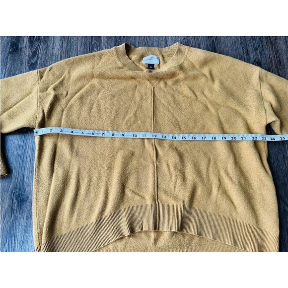 Marigold Yellow Sweater Crewneck Pullover Size Medium By Universal Threads - Picture 5 of 8